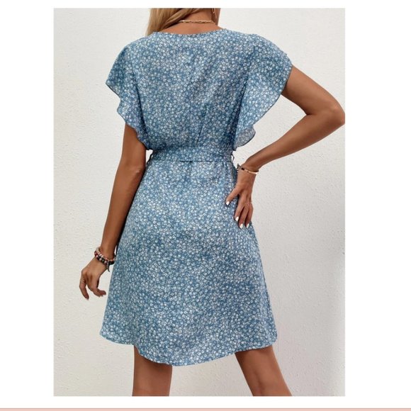 Butterfly Sleeve Self Belted Ditsy Floral Dress with POCKETS!!! - Picture 2 of 2